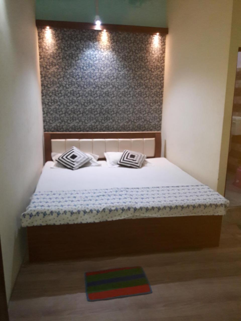 Buddha Guest House Varanasi Exteriör bild